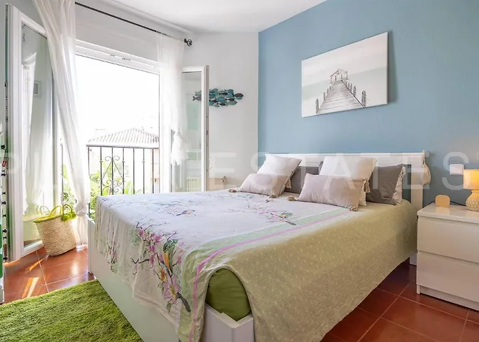 شقة Bonito Piso A 300m De La Playa نيرخا